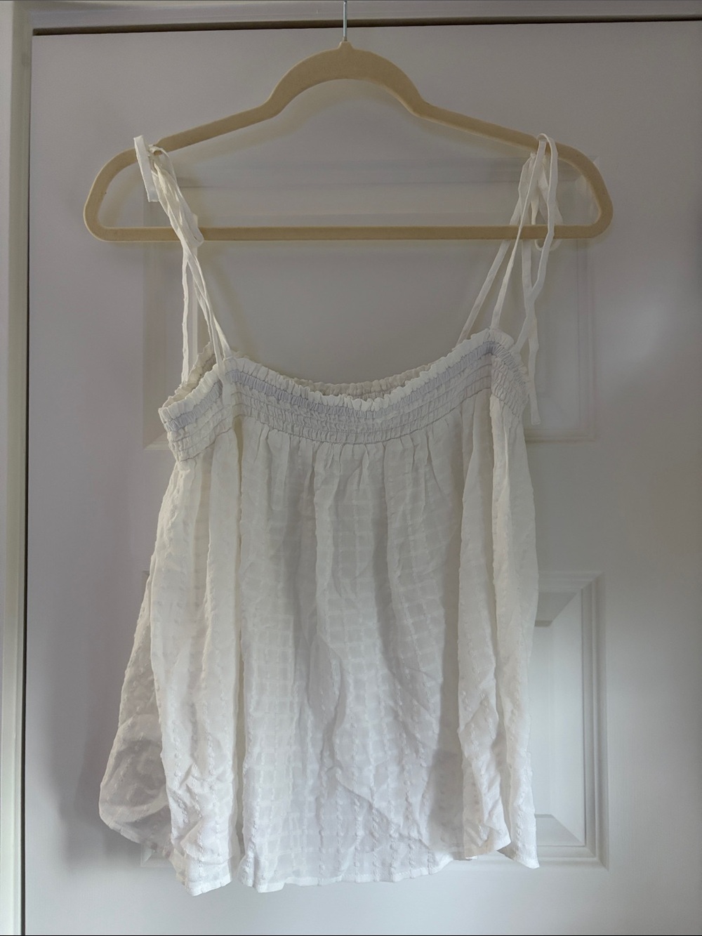 💙 LOFT White Tie-Shoulder Smocked Camisole